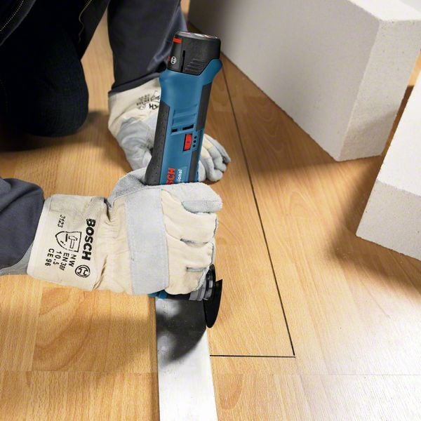 Akku Multi Cutter GOP 12 V 28 mit 1 Tauchsägeblatt AIZ 32 APB 1 Akku Multi Cutter GOP 12 V 28 mit 1 Tauchsägeblatt AIZ 32 APB