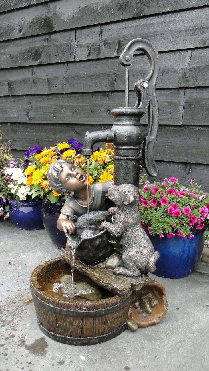 Wasserspiel rustikal 1 Wasserspiel rustikal