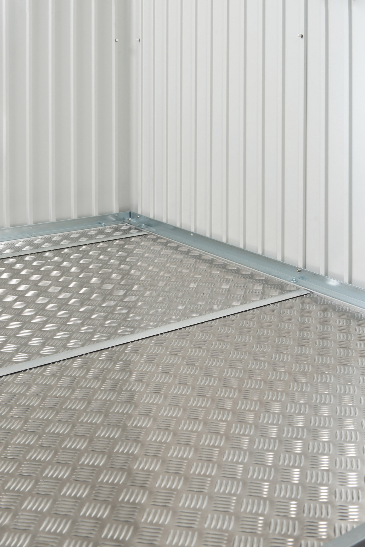 Bodenplatte zu Geräteschrank 1 Bodenplatte zu Geräteschrank