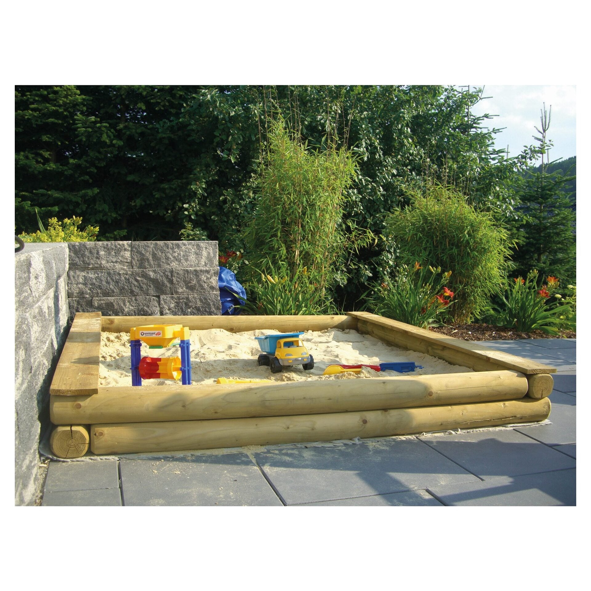 KLAUS-Sandkasten stabil B 200xT 200xH 22 cm 1 KLAUS-Sandkasten stabil B 200xT 200xH 22 cm