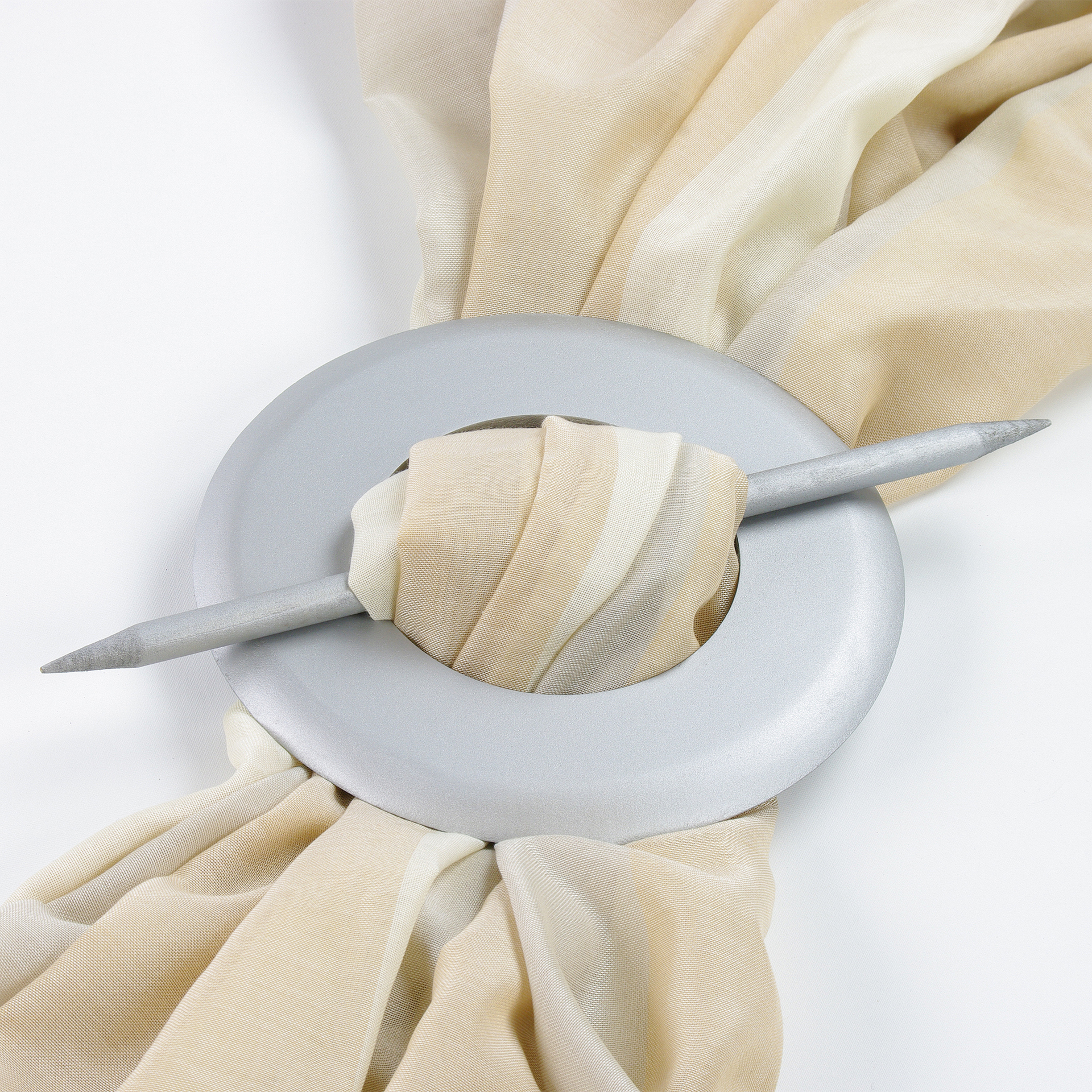 1444681 raffspange aus holz rund fuer gardinen