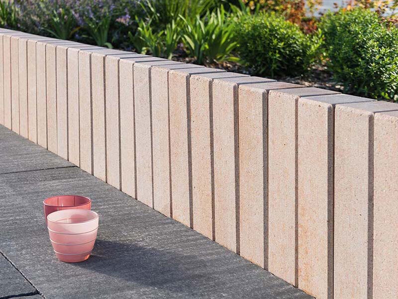 2256575 mauerstein nombela pico