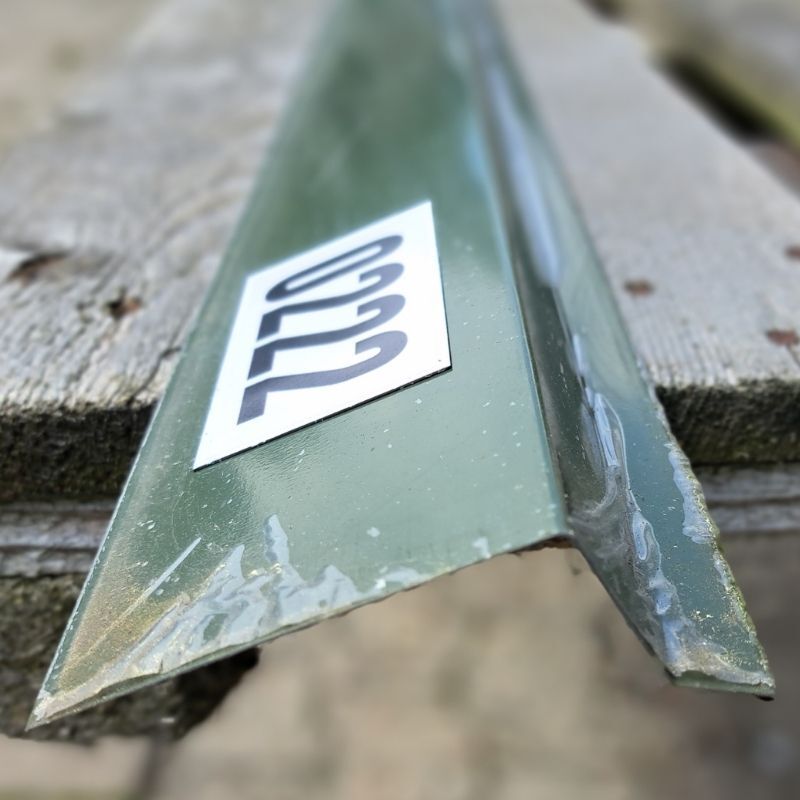 Traufenblech | 1,00 m Länge | Chromoxidgrün ( RAL 6020 ) 1 Traufenblech | 1,00 m Länge | Chromoxidgrün ( RAL 6020 )