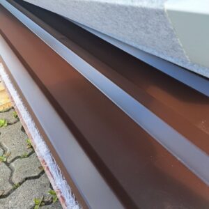 Trapezblech 35/207 | Dach | Anti-Tropf 1000 g/m² | 4 Stück | 7,00 m Länge | Schokoladenbraun ( RAL 8017 )