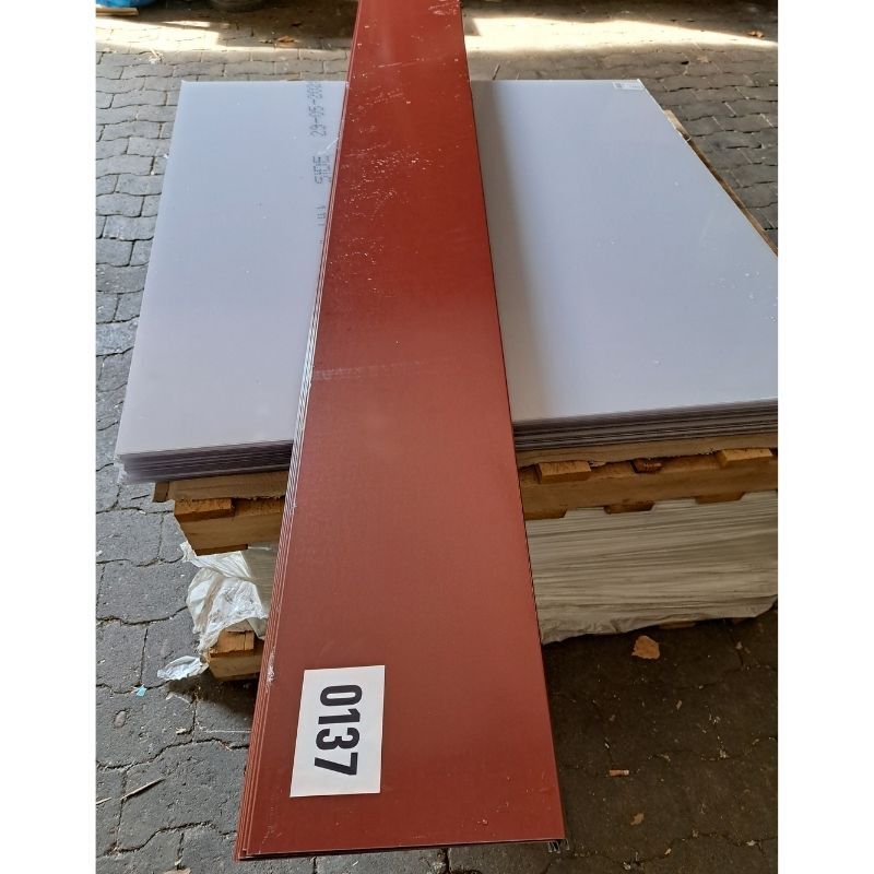 Fensterbank | 2,00 m Länge | Rotbraun ( RAL 8012 ) 1 Fensterbank | 2,00 m Länge | Rotbraun ( RAL 8012 )
