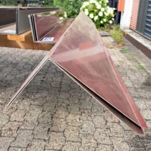 Pultabschluss | Aluminium | 3,05 m Länge | Rotbraun ( RAL 8012 )
