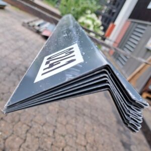 Traufenblech | 3,40 m Länge | Anthrazitgrau ( RAL 7016 )