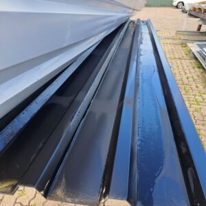 Trapezblech 35/207 | Dach | 10 Stück | 4,20 m Länge | Tiefschwarz ( RAL 9005 )