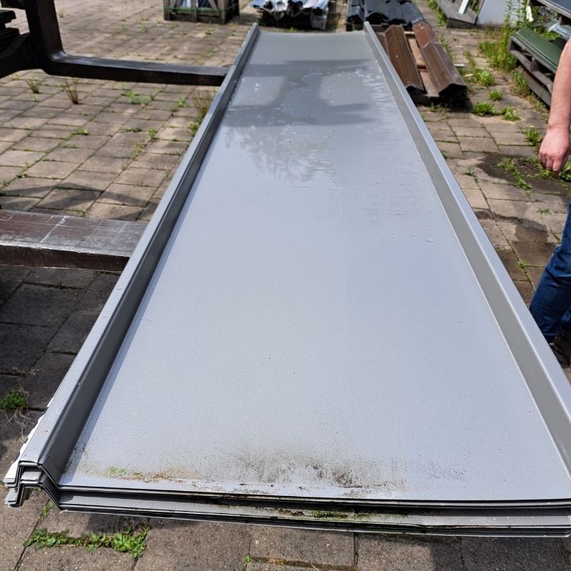 Trapezblech Stehfalzoptik 33/500 | ohne Prägung | Aluminium | 2,50 m Länge | Graualuminium ( RAL 9007 ) 1 Trapezblech Stehfalzoptik 33/500 | ohne Prägung | Aluminium | 2,50 m Länge | Graualuminium ( RAL 9007 )