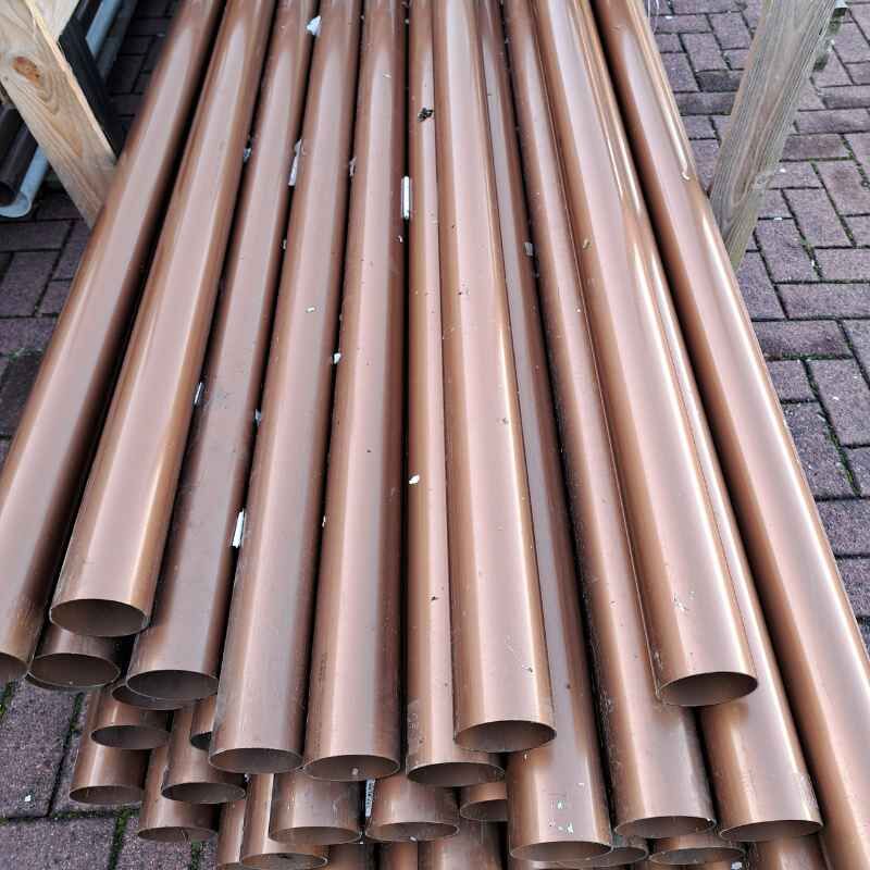 PVC Regenfallrohr | Ø 90 mm | Länge 4 m | braun 1 PVC Regenfallrohr | Ø 90 mm | Länge 4 m | braun