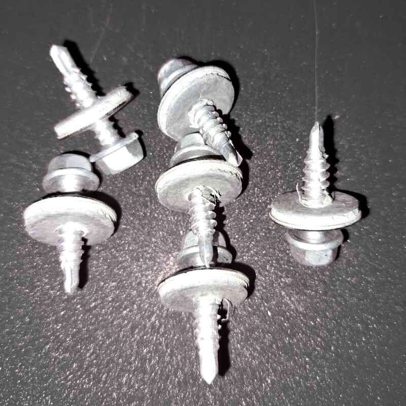 Edelstahlschrauben | selbstbohrend | für Blech in Blech | 100 Stk./ Pak. | 4,8 x 20 mm | E14 EPDM-Dichtung | Blank 1 Edelstahlschrauben | selbstbohrend | für Blech in Blech | 100 Stk./ Pak. | 4,8 x 20 mm | E14 EPDM-Dichtung | Blank